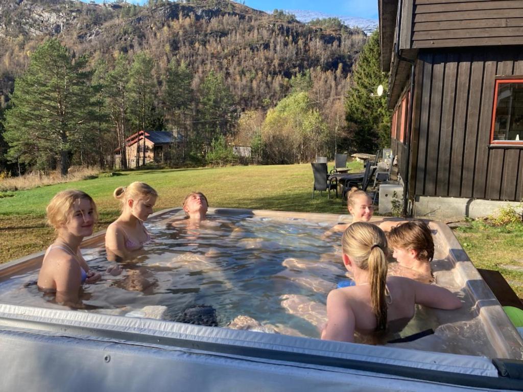 Voss Lodge Rongastovo エクステリア 写真